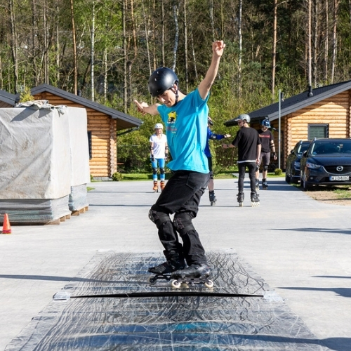 Nauka jazdy na rolkach w Warszawie - Slide - grupa open